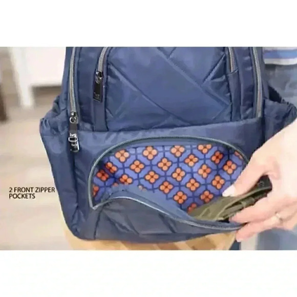 LUG Hatchback SE Backpack - Grape Purple - Picture 7 of 16